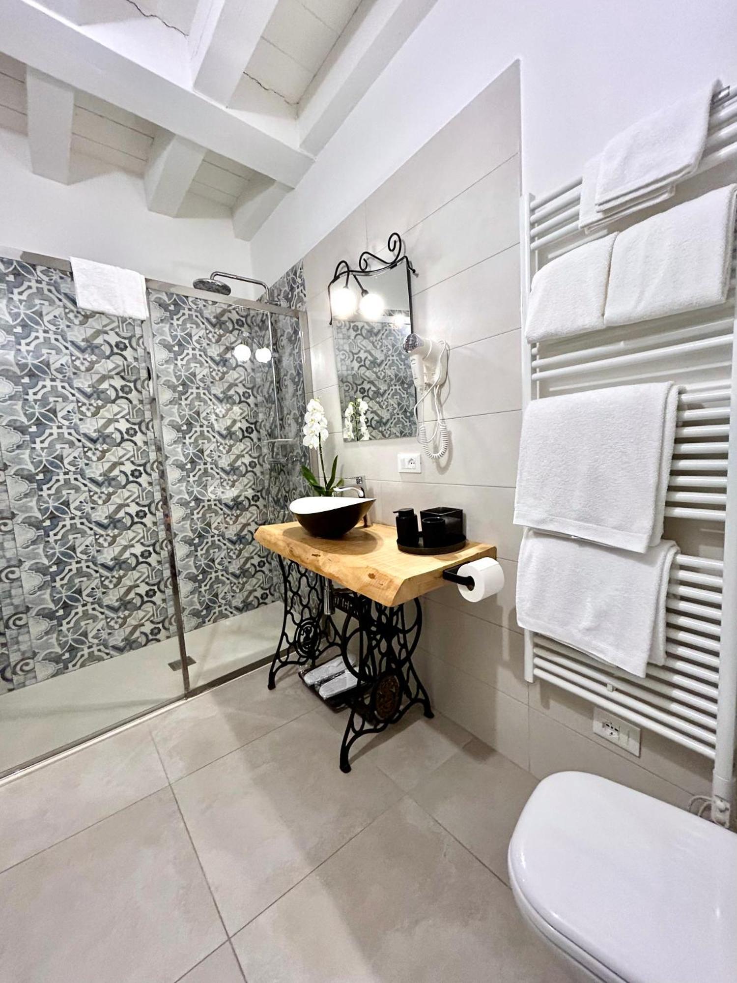 Rosso Verona Suite-Free Parking Exterior foto