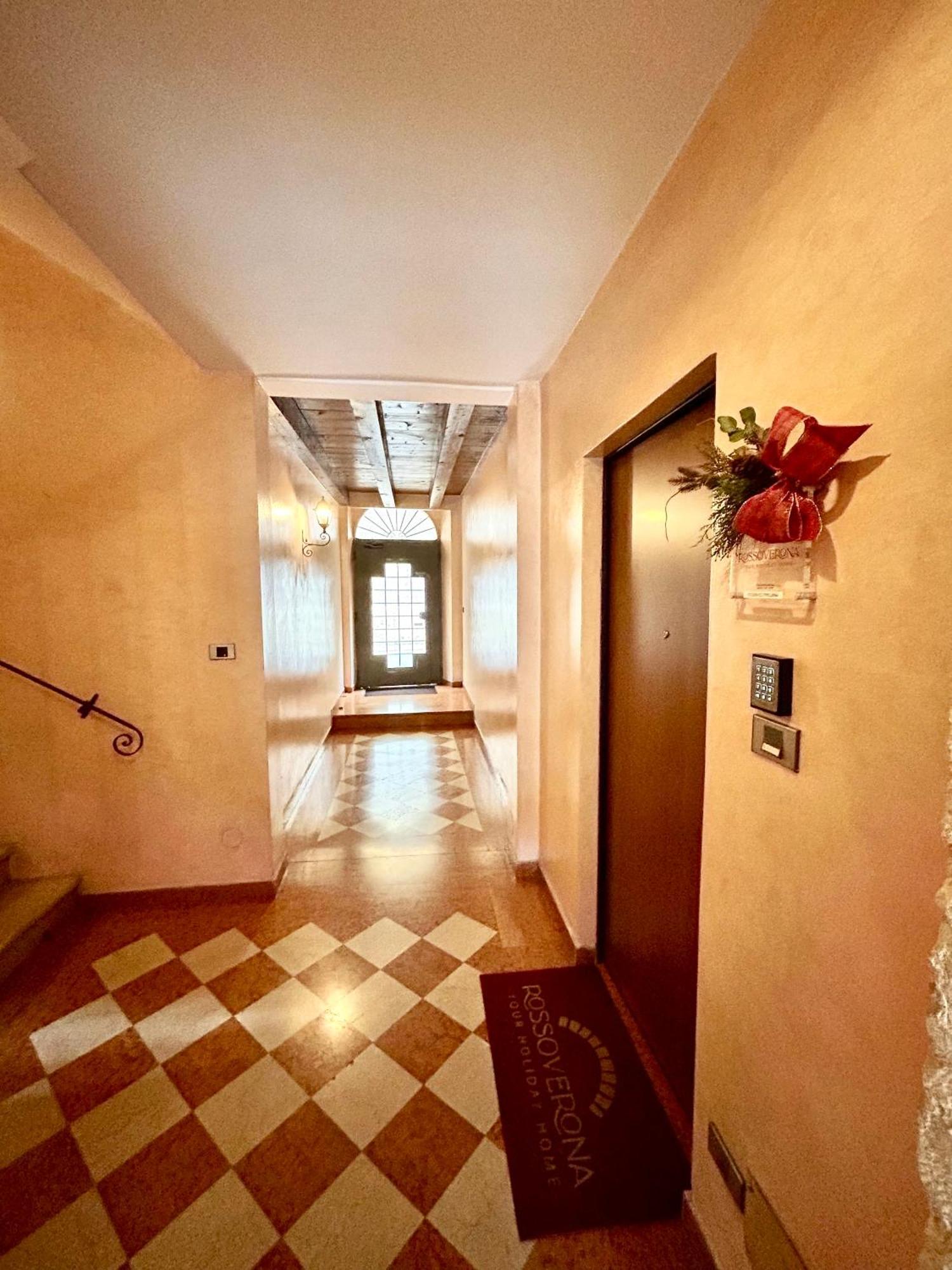 Rosso Verona Suite-Free Parking Exterior foto